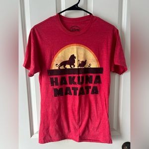 DISNEY Hakuna Matata Tee - Size Small